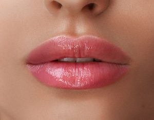 semi-permanent makeup lip blush