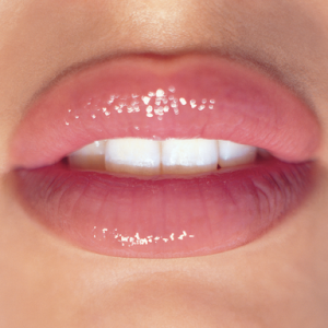 Semi-Permanent Makeup – Lip Liner